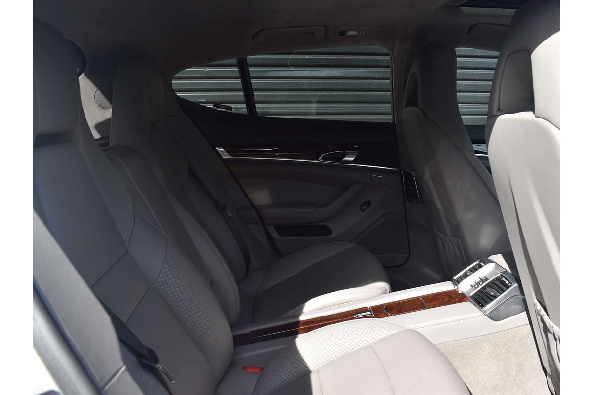 2011 Porsche Panamera Turbo 970