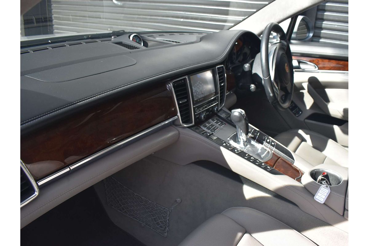 2011 Porsche Panamera Turbo 970