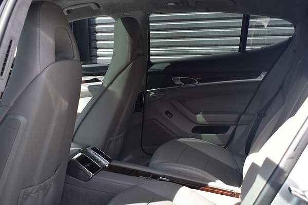 2011 Porsche Panamera Turbo 970
