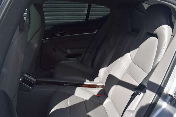 2011 Porsche Panamera Turbo 970