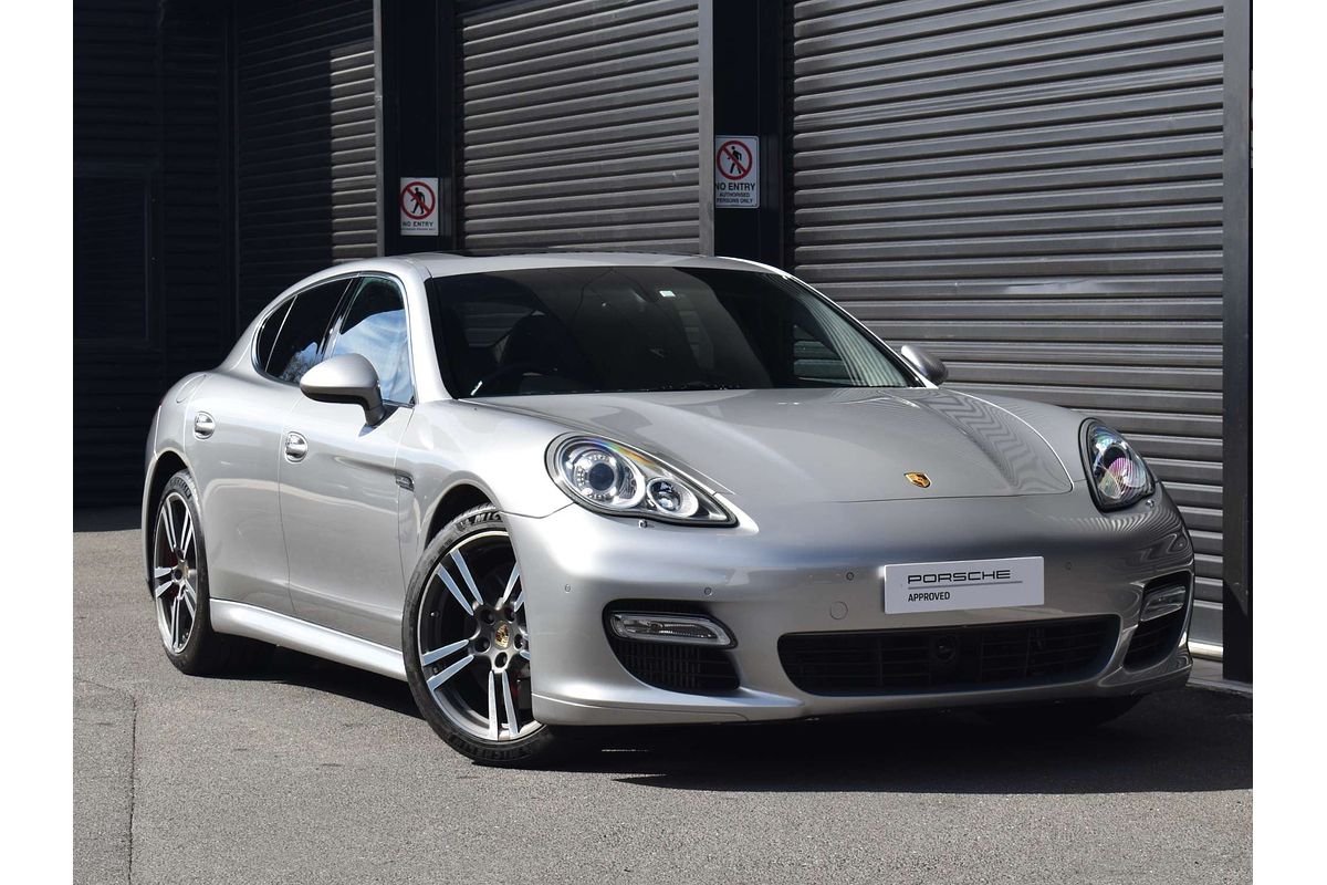 2011 Porsche Panamera Turbo 970