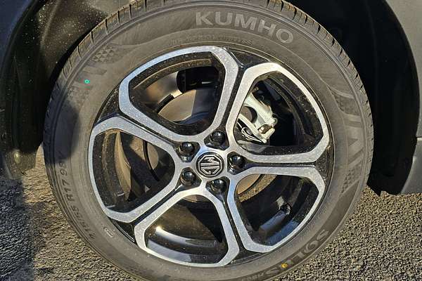 2025 MG ZS Essence ZS32