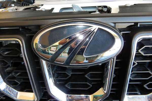 2022 Mahindra PIK-UP S11 4X4