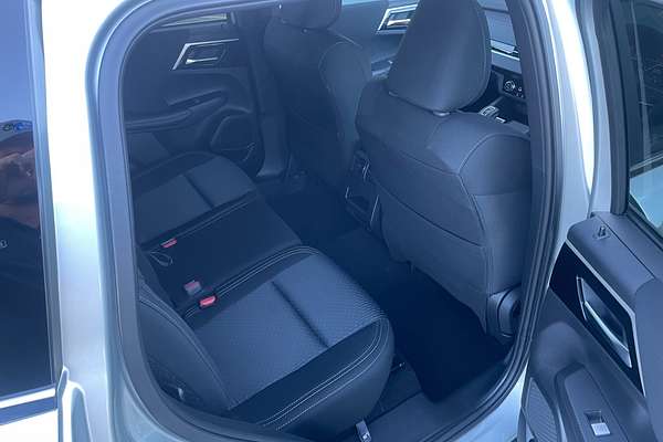 2024 Mitsubishi Outlander LS ZM