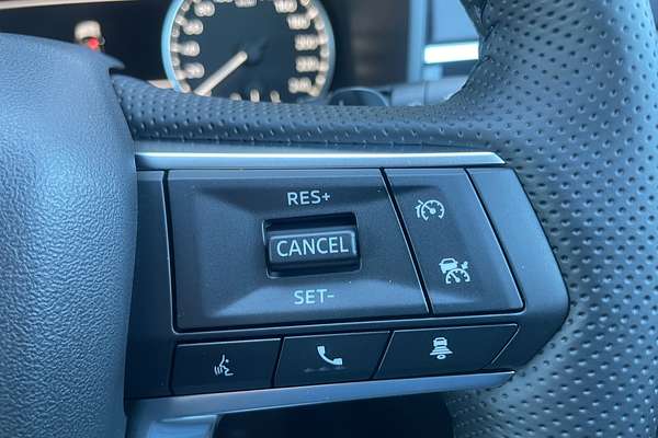 2024 Mitsubishi Outlander LS ZM