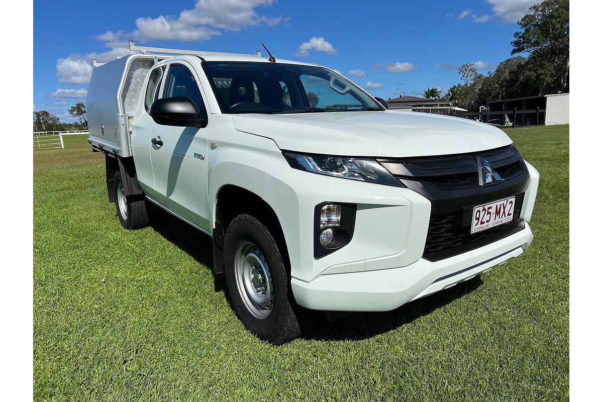 2021 Mitsubishi Triton GLX MR 4X4