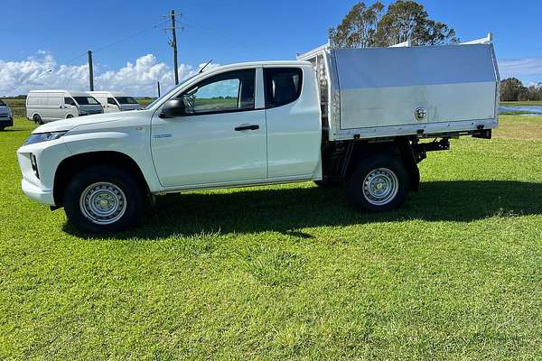 2021 Mitsubishi Triton GLX MR 4X4