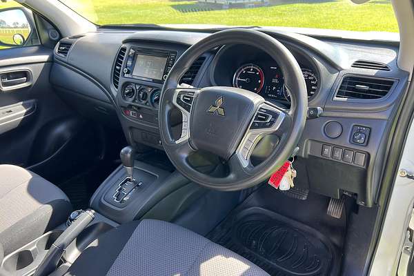 2021 Mitsubishi Triton GLX MR 4X4