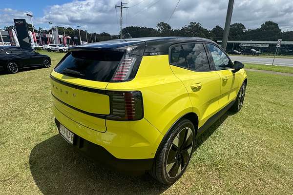 2023 Volvo EX30 Single Motor Extended Range Plus