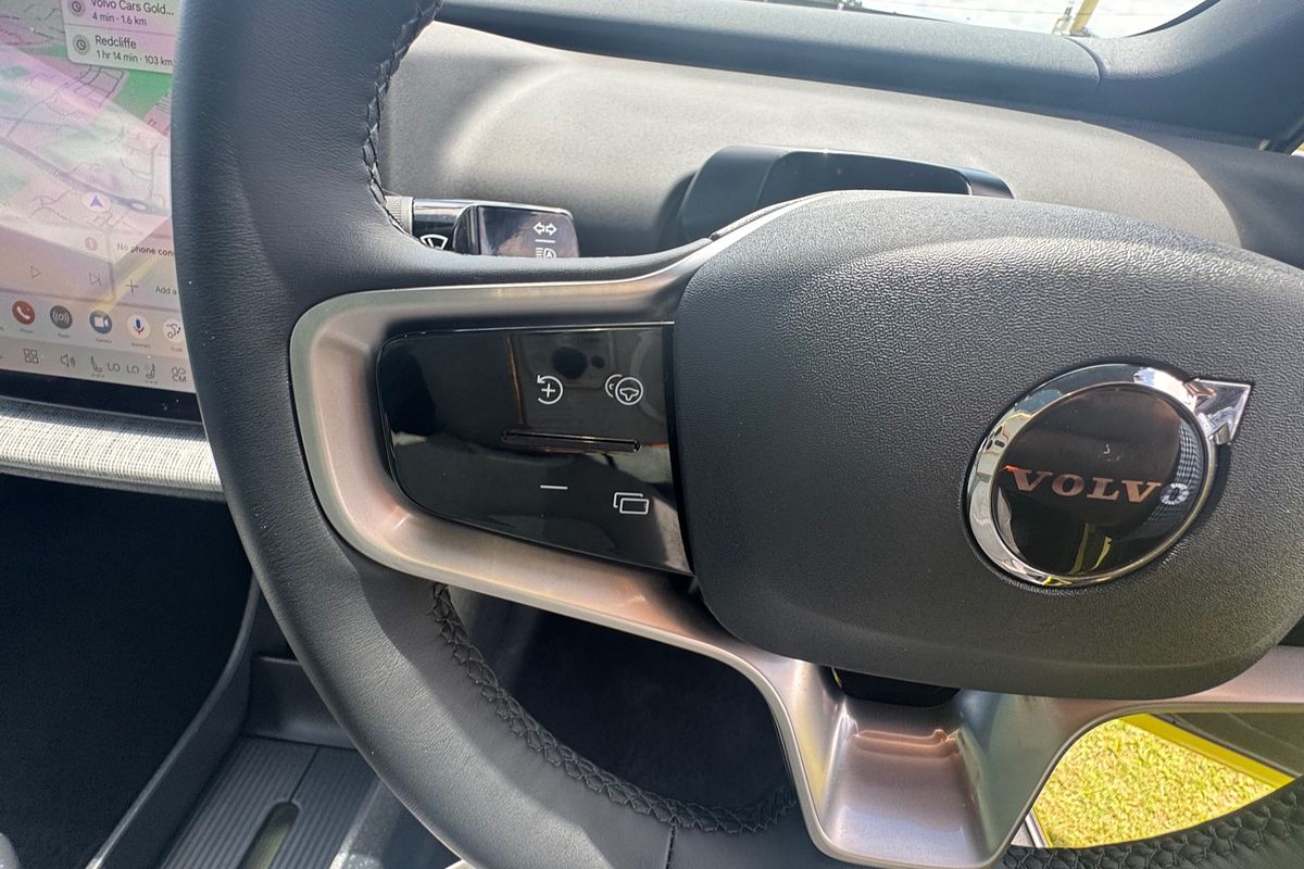 2023 Volvo EX30 Single Motor Extended Range Plus