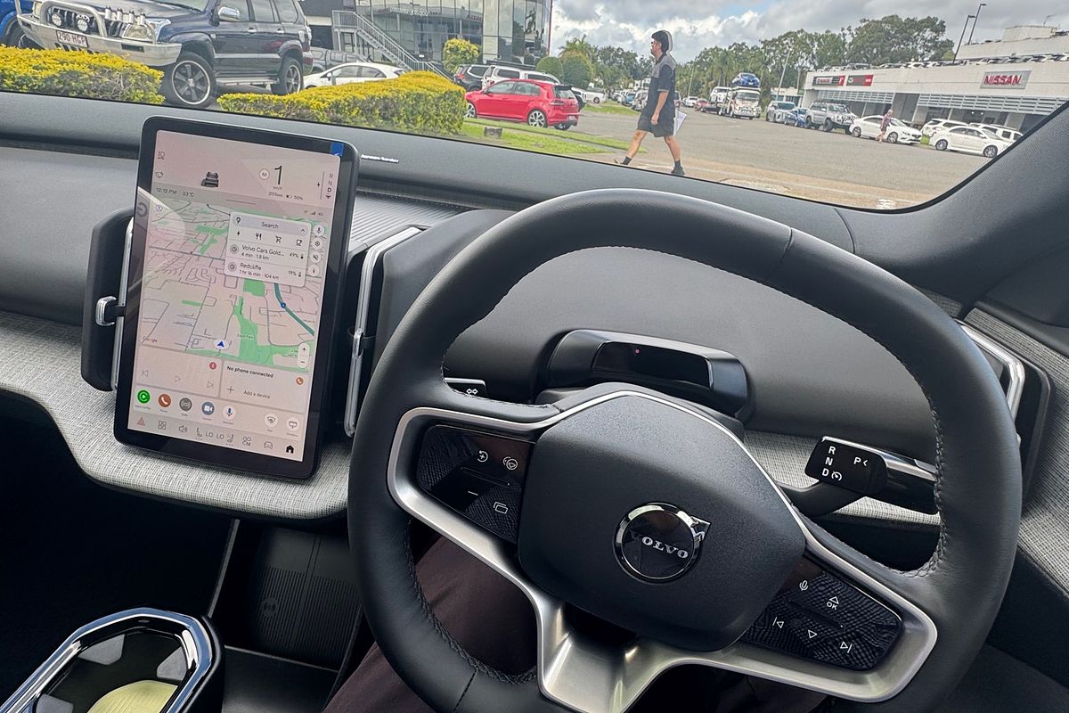 2023 Volvo EX30 Single Motor Extended Range Plus