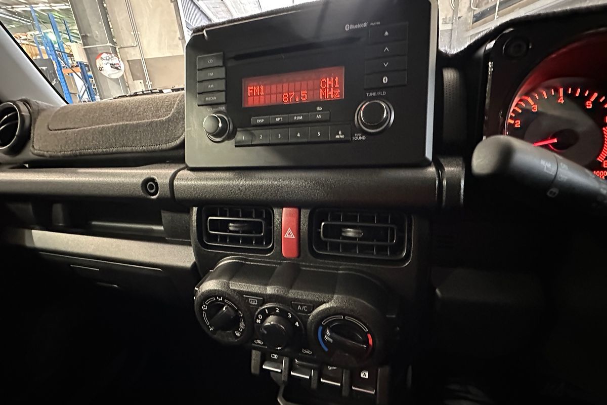 2022 Suzuki Jimny GJ