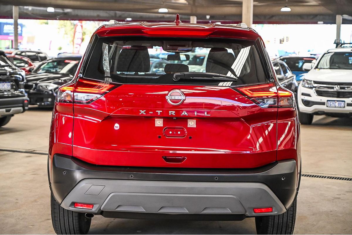 2024 Nissan X-TRAIL ST T33
