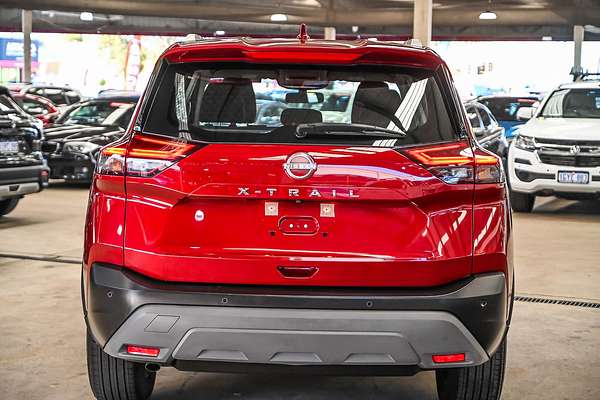 2024 Nissan X-TRAIL ST T33