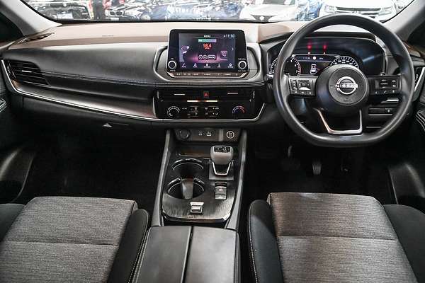 2024 Nissan X-TRAIL ST T33