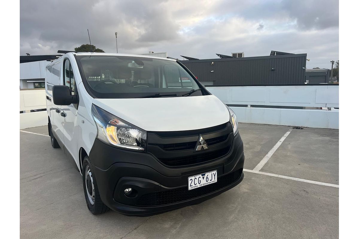 2022 Mitsubishi Express GLX SN LWB