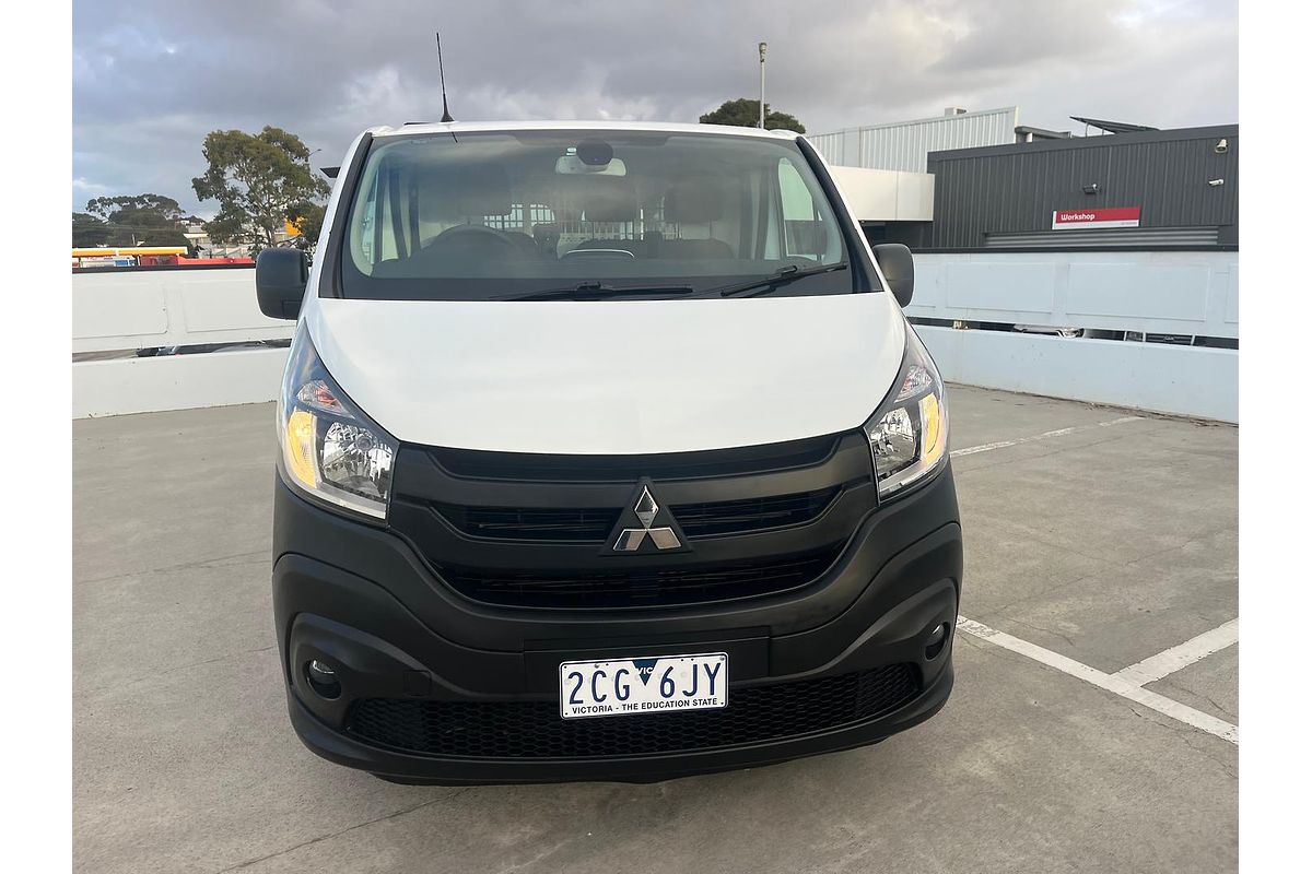 2022 Mitsubishi Express GLX SN LWB