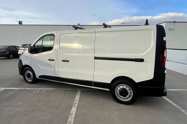 2022 Mitsubishi Express GLX SN LWB