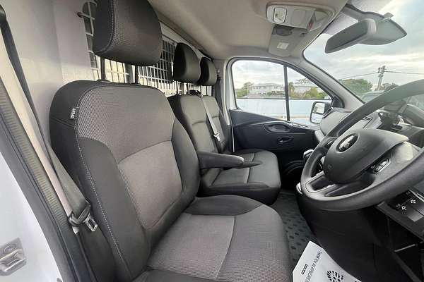 2022 Mitsubishi Express GLX SN LWB