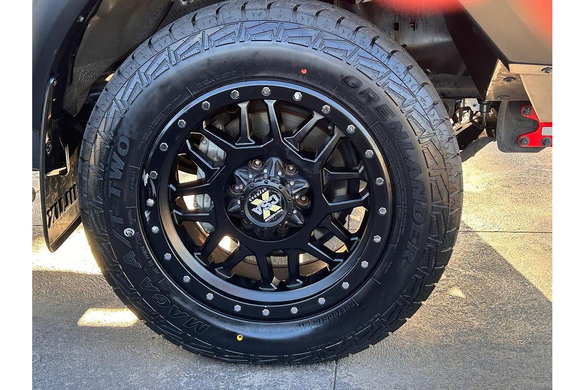 2019 Toyota Hilux Rugged X GUN126R 4X4