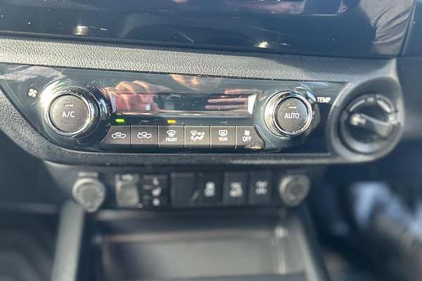 2019 Toyota Hilux Rugged X GUN126R 4X4