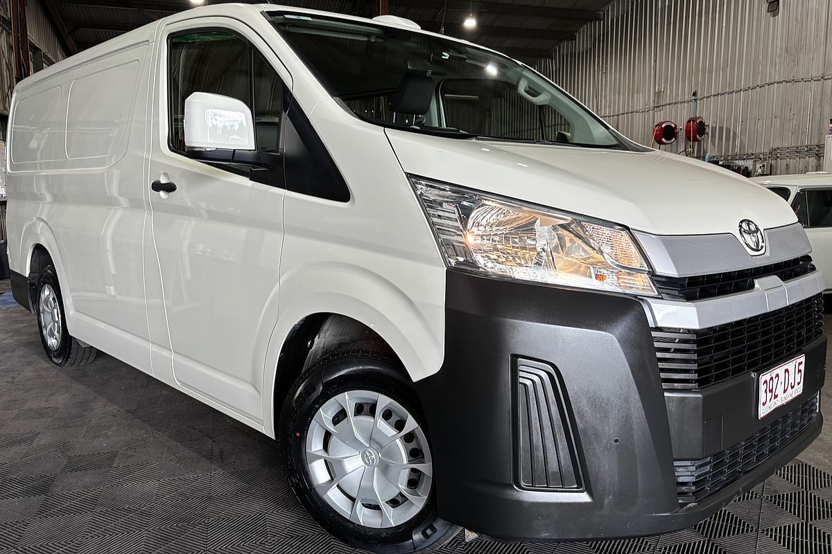 2021 Toyota Hiace GDH300R