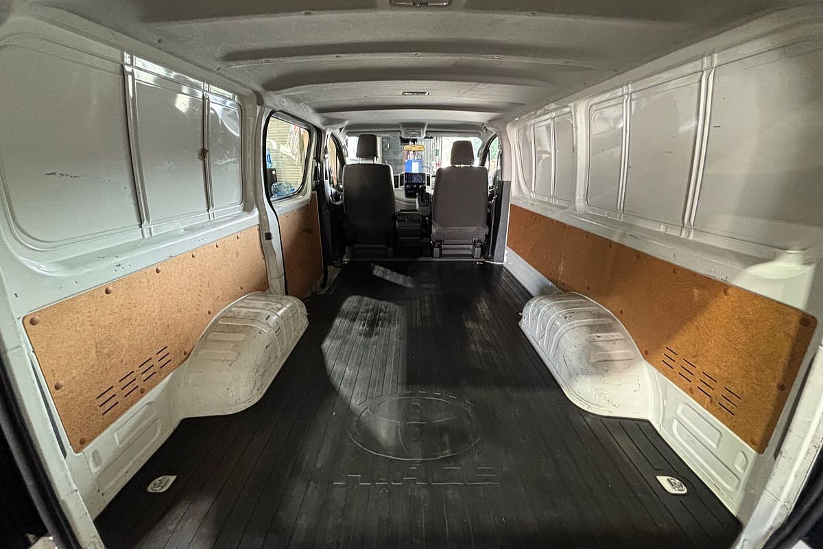 2021 Toyota Hiace GDH300R