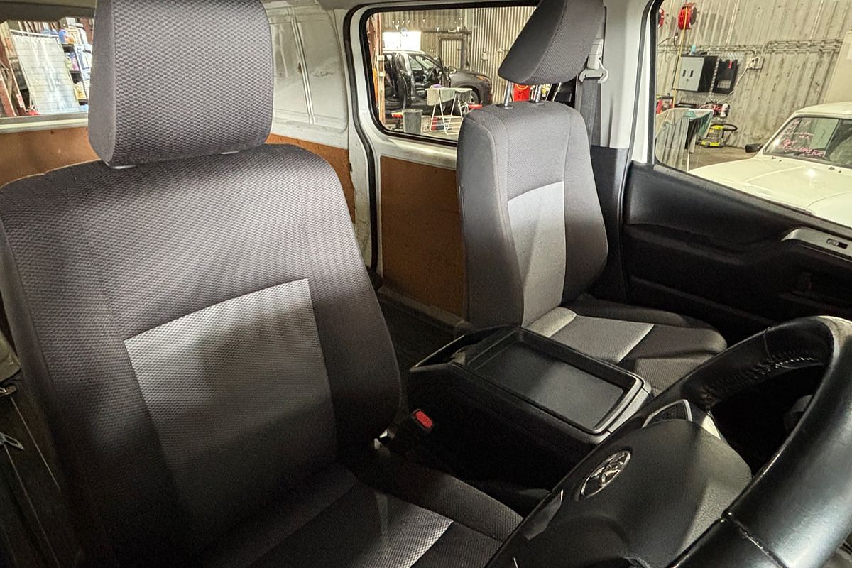 2021 Toyota Hiace GDH300R