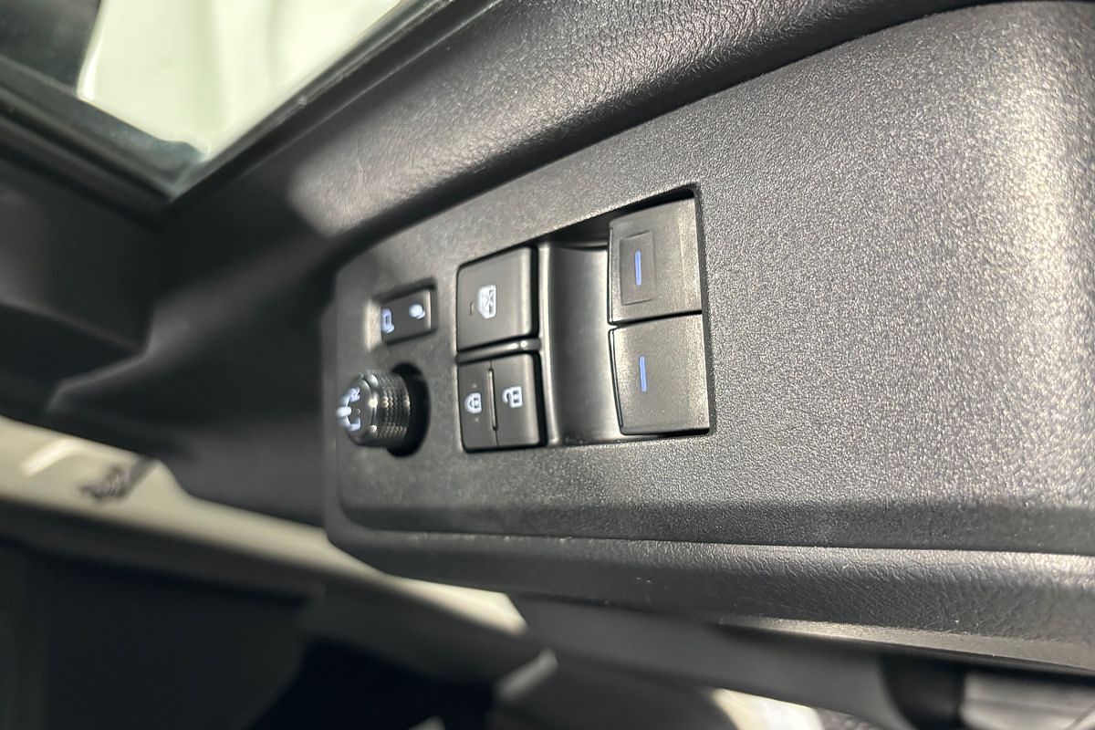 2021 Toyota Hiace GDH300R