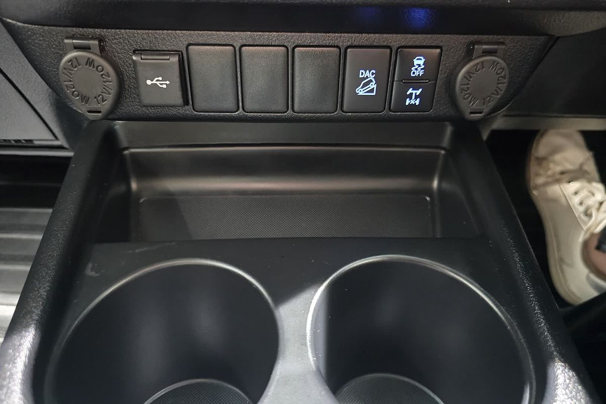2023 Toyota Hilux SR5 GUN126R 4X4