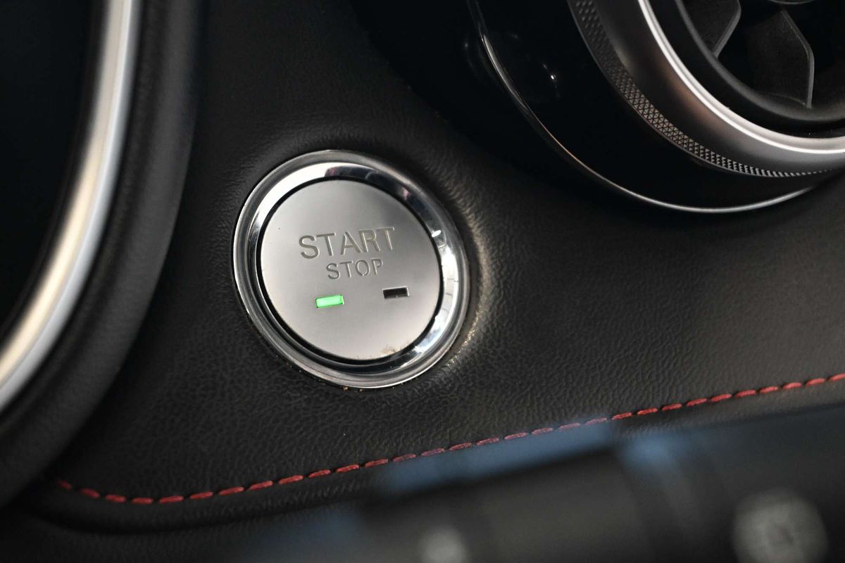 2021 MG HS PHEV Essence SAS23