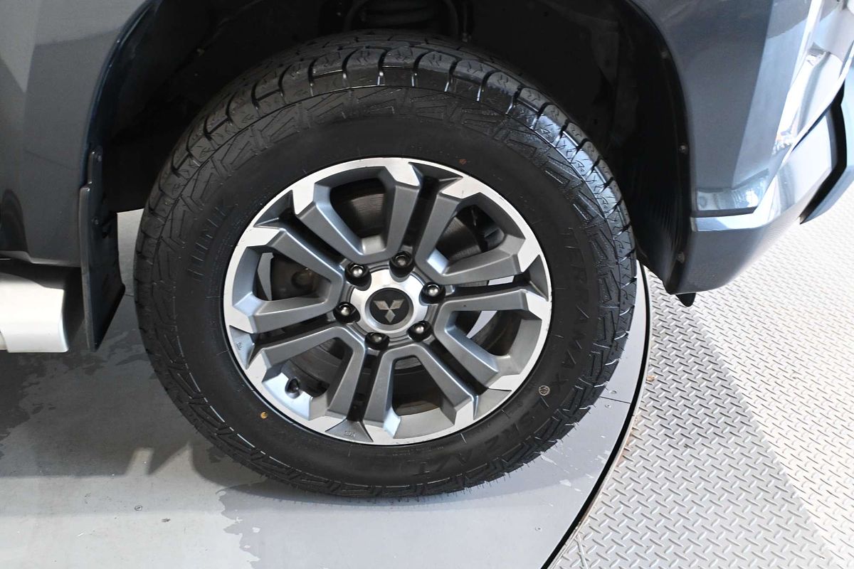 2019 Mitsubishi Triton GLS Premium MR 4X4