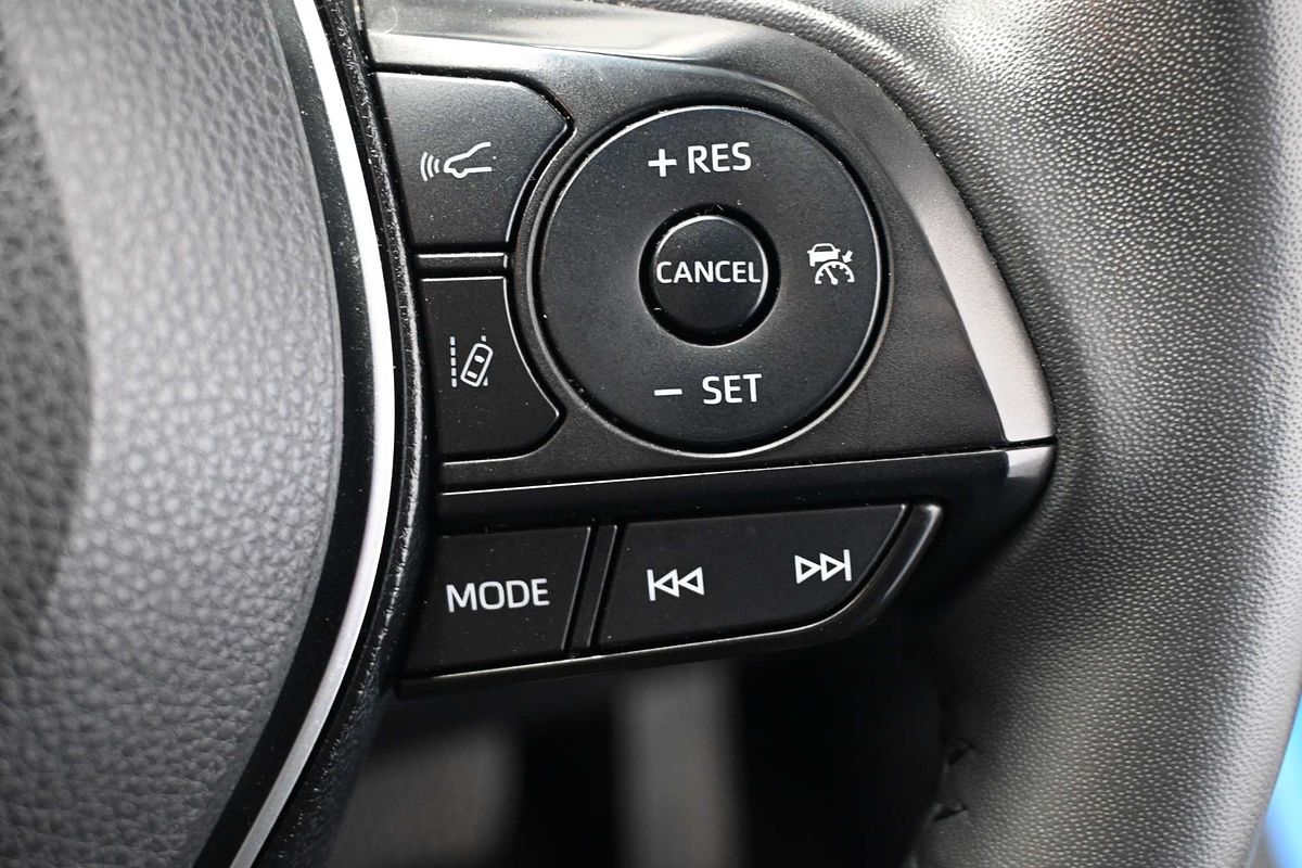 2020 Toyota RAV4 Cruiser AXAH52R