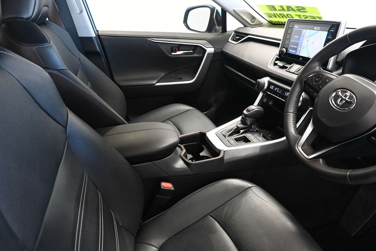 2020 Toyota RAV4 Cruiser AXAH52R