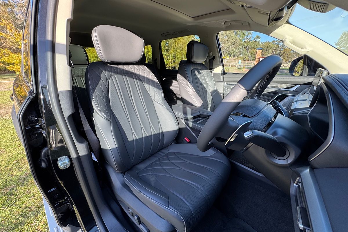 2024 LDV D90 Executive SV9A