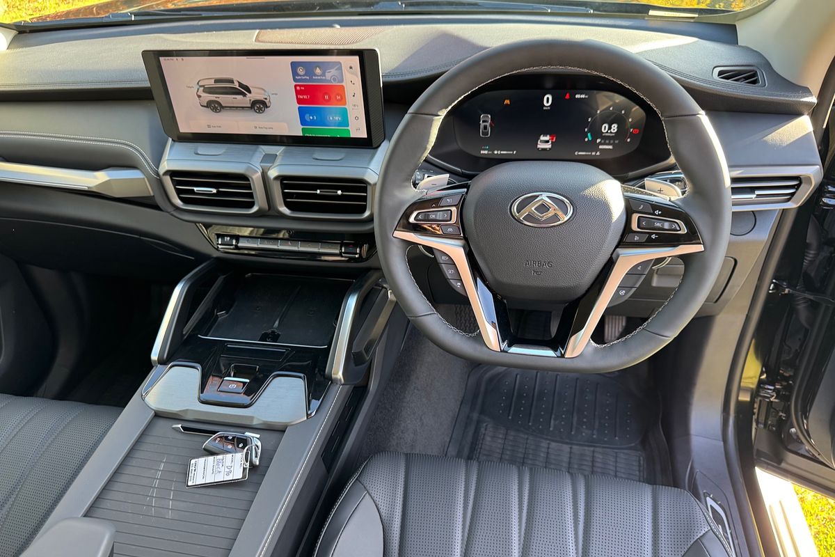 2024 LDV D90 Executive SV9A