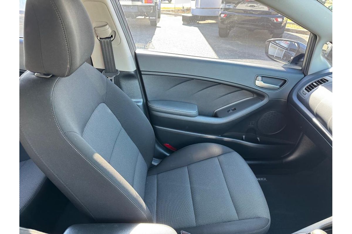 2016 Kia Cerato S YD