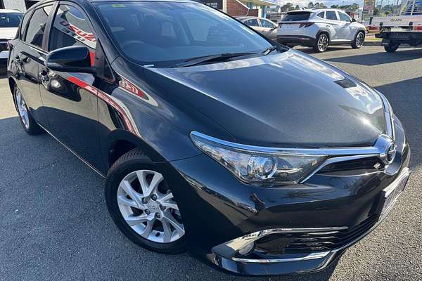 2017 Toyota Corolla Ascent Sport ZRE182R