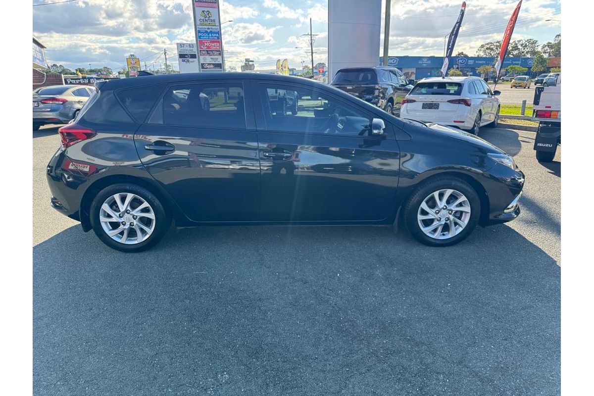 2017 Toyota Corolla Ascent Sport ZRE182R
