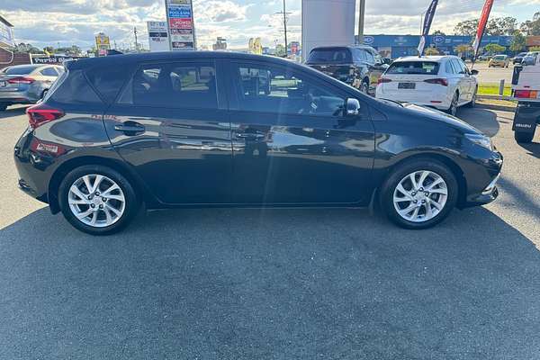 2017 Toyota Corolla Ascent Sport ZRE182R