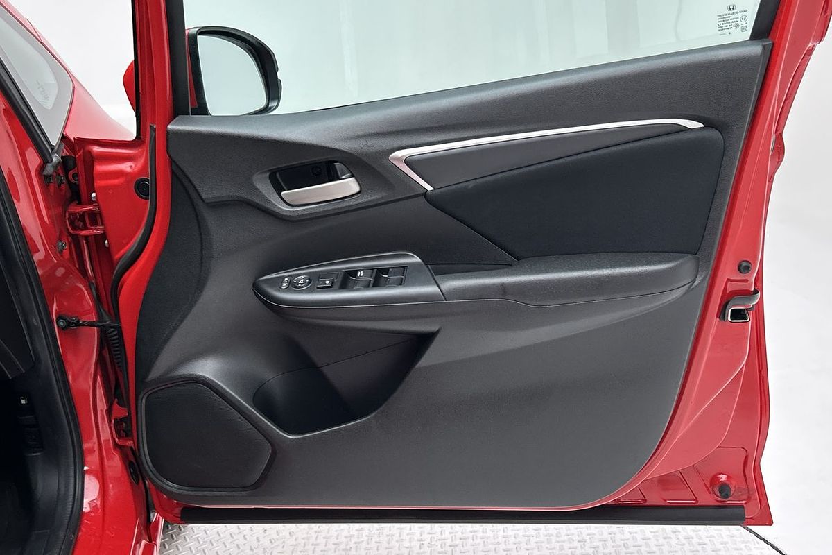 2016 Honda Jazz VTi GF