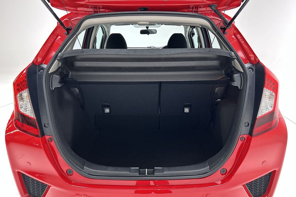 2016 Honda Jazz VTi GF