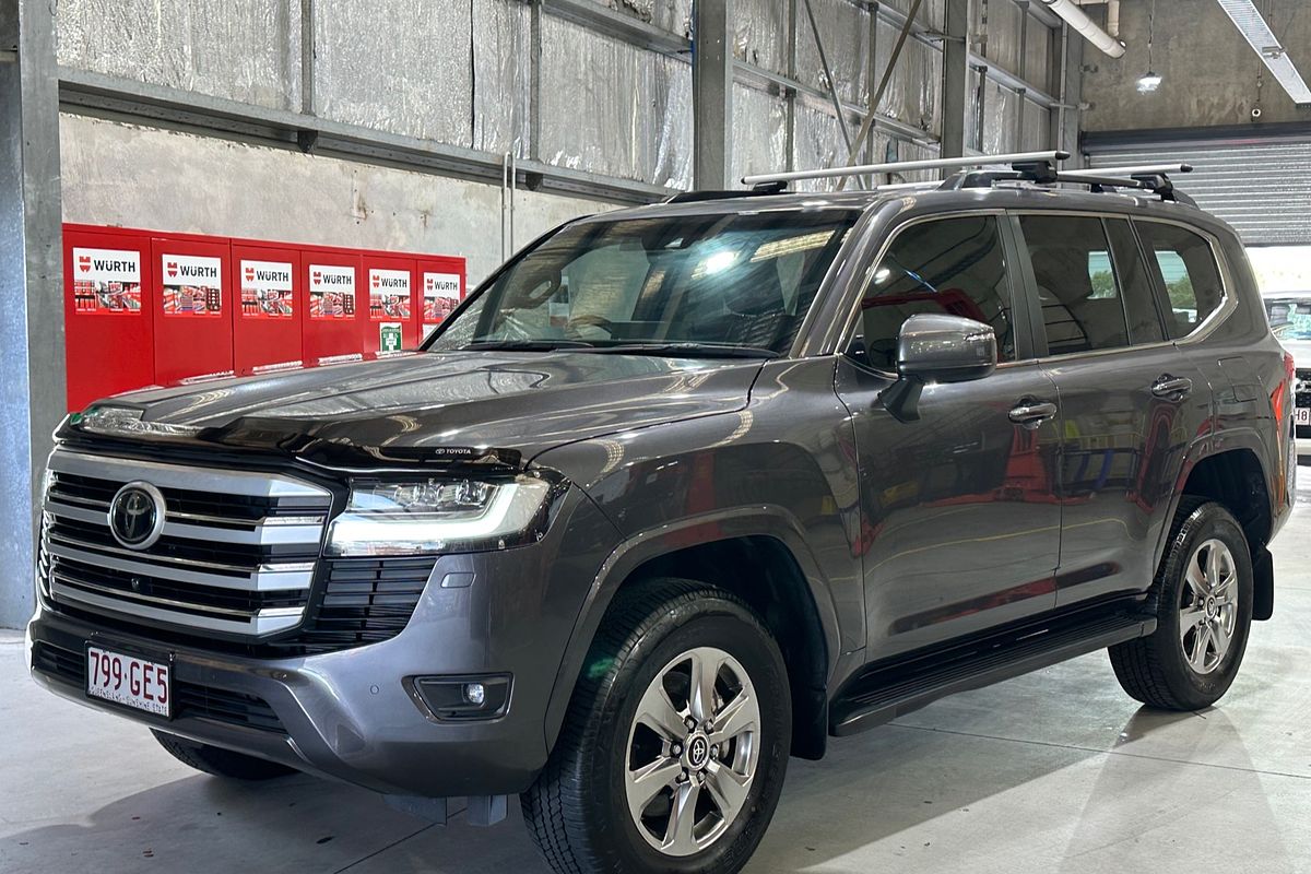 2023 Toyota Landcruiser VX FJA300R
