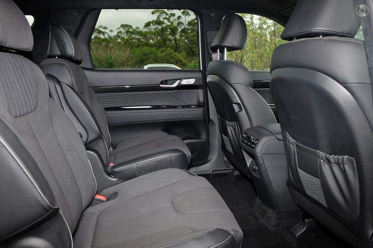 2025 Hyundai Palisade Calligraphy Black Ink LX2.V5