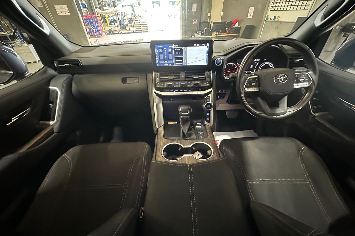 2023 Toyota Landcruiser VX FJA300R
