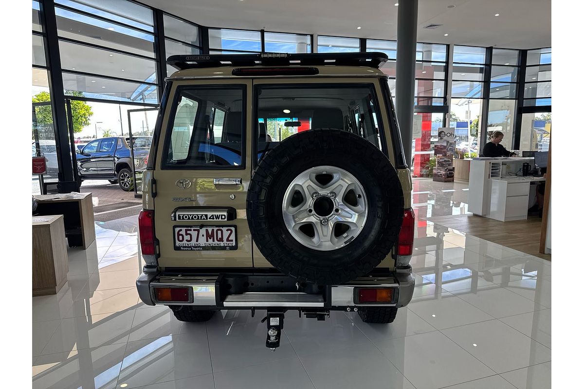 2019 Toyota Landcruiser GXL VDJ76R