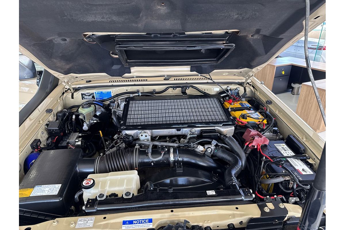 2019 Toyota Landcruiser GXL VDJ76R