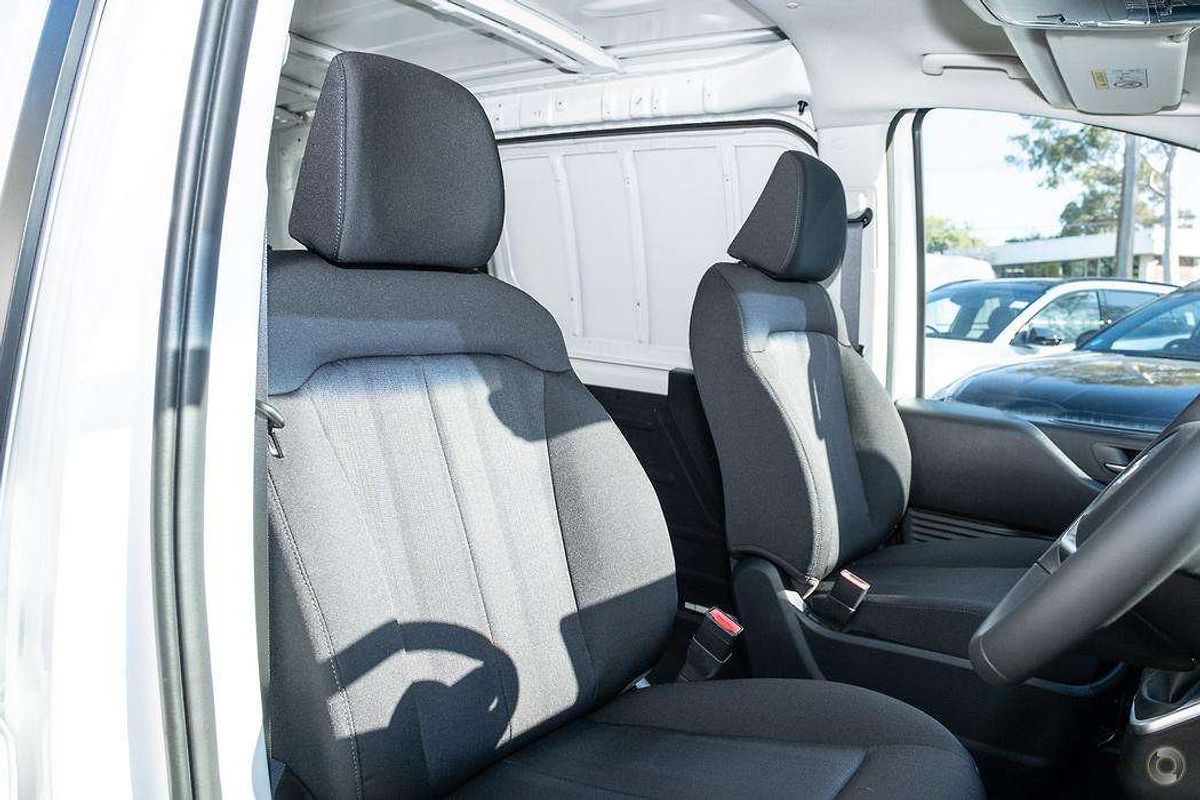 2025 Hyundai STARIA LOAD US4.V3