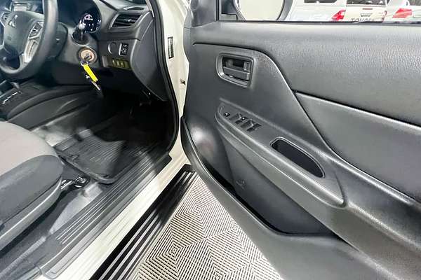 2020 Mitsubishi Triton GLX ADAS MR Rear Wheel Drive