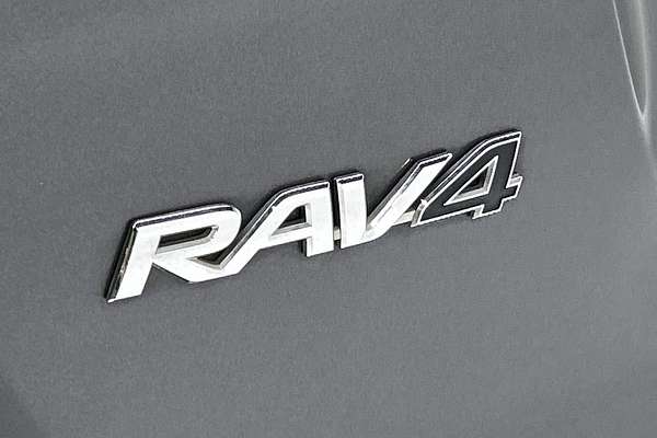 2018 Toyota RAV4 GXL ZSA42R